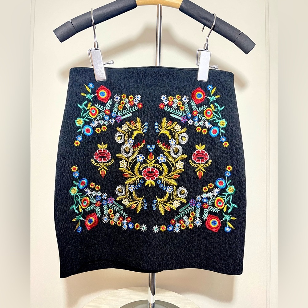 Floral Embroidered Skirt